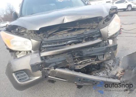 2011 Toyota Rav4 z USA, uszkodzony, nr VIN 2T3ZF4DV9BW097037